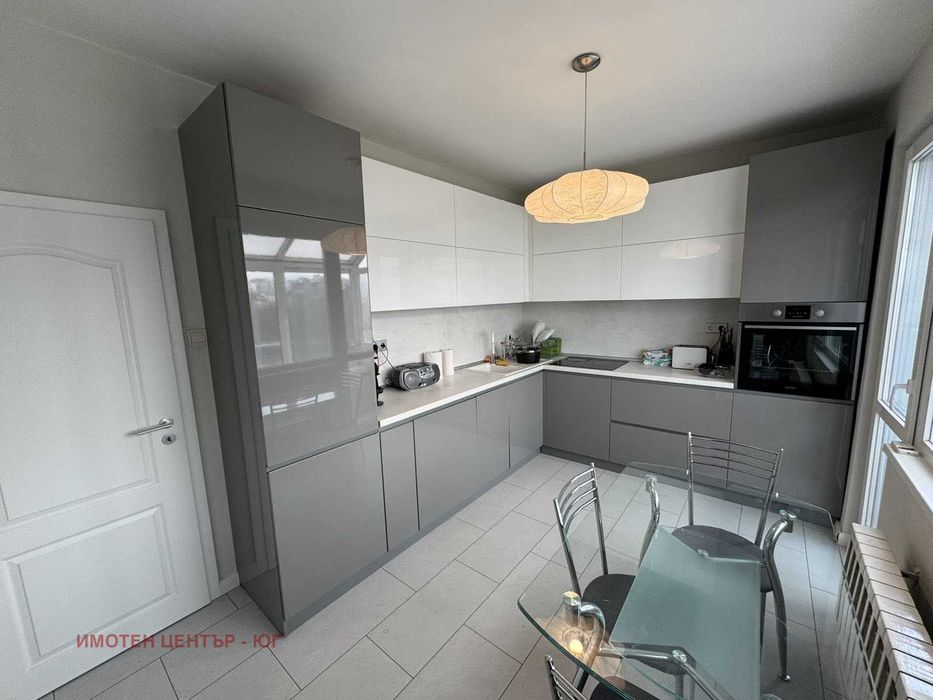 Продава се Тристаен апартамент в София, Студентски град - 80 кв.м за 4125 €/кв.м - Снимка #2