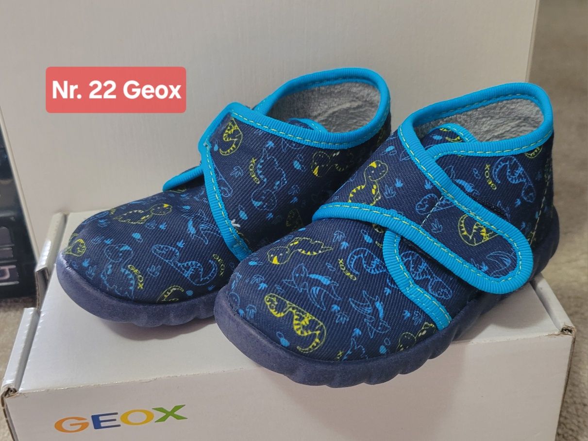 Incaltaminte baieti Biomecanics si Geox