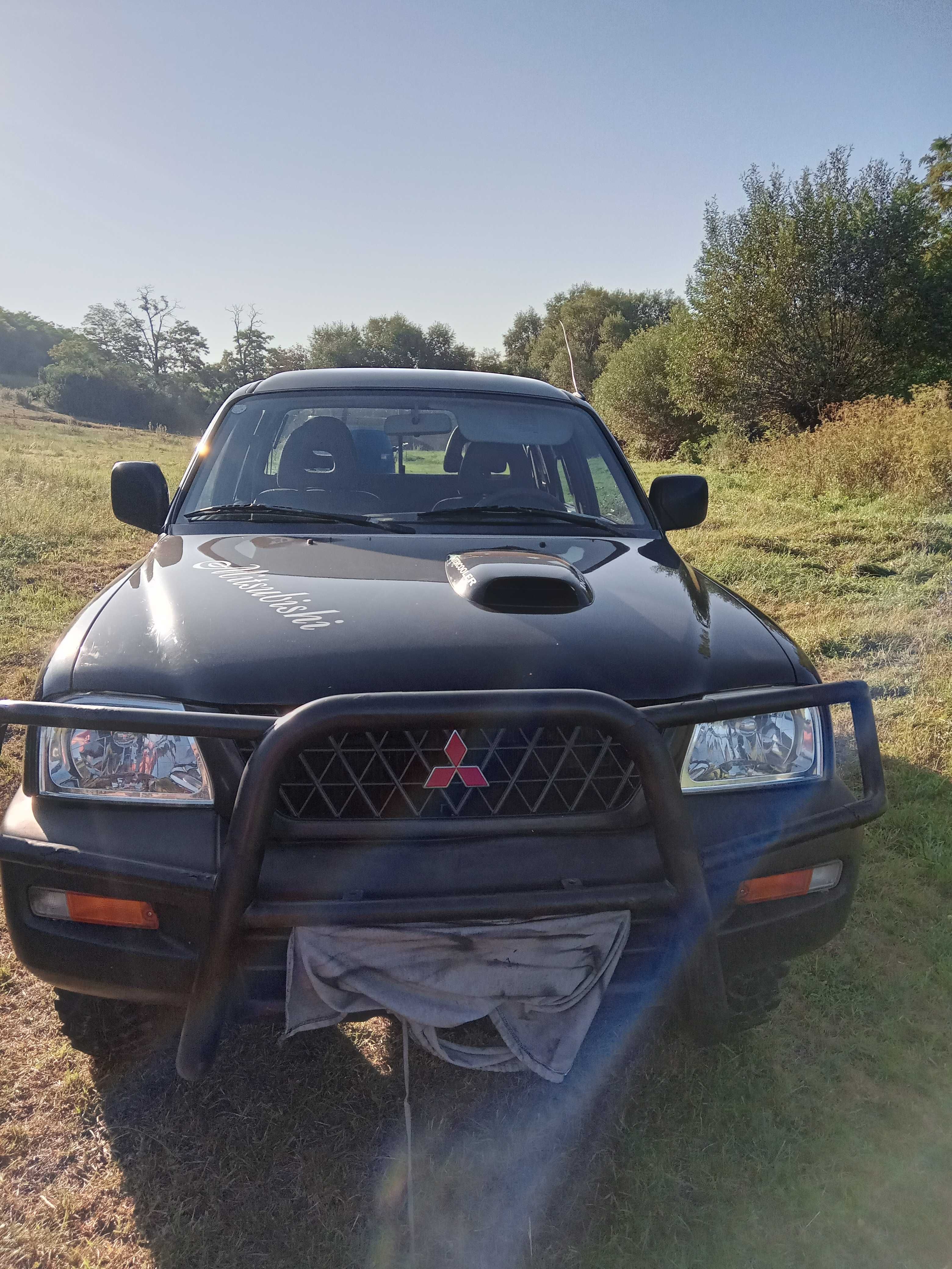 Mitsubishi l 200 an fabricație 2002