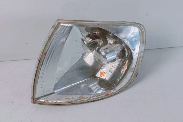 Semnalizator stanga 18A120B Volkswagen VW Polo a 3-a generatie 6N (fa
