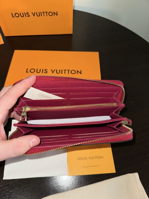 Portofel Louis Vuitton rosu