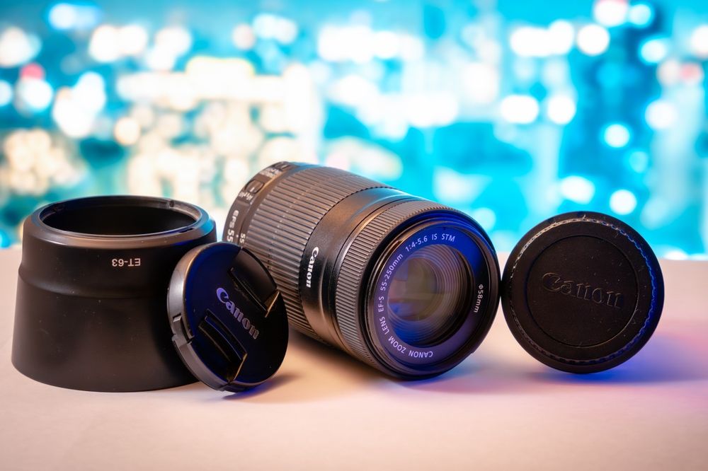 Obiectiv Canon EF-S 55-250mm IS STM + adaptor macro + UV