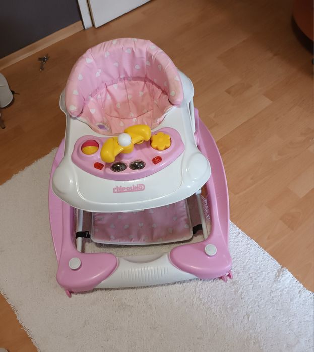 Бебешка проходилка за момиче