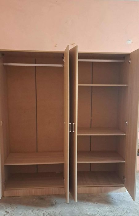 Цял гардероб четирикрилен