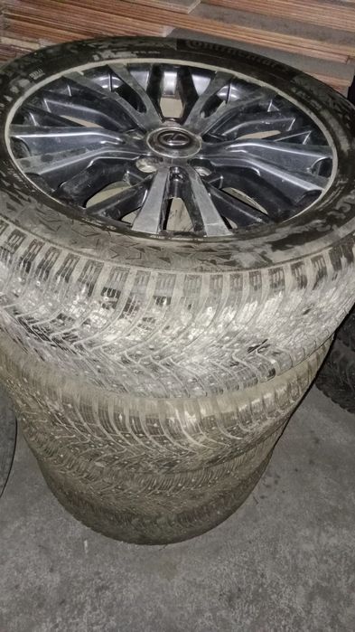 Продаётся комплект шины и диски