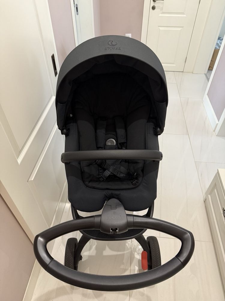 Stokke V6 бебешка количка