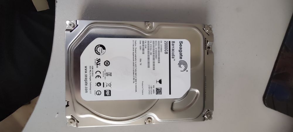 Жёсткий диск Seagete 2TB