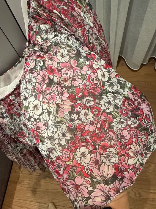 Рокля от колекцията на GIAMBATTISTA VALLI & HM