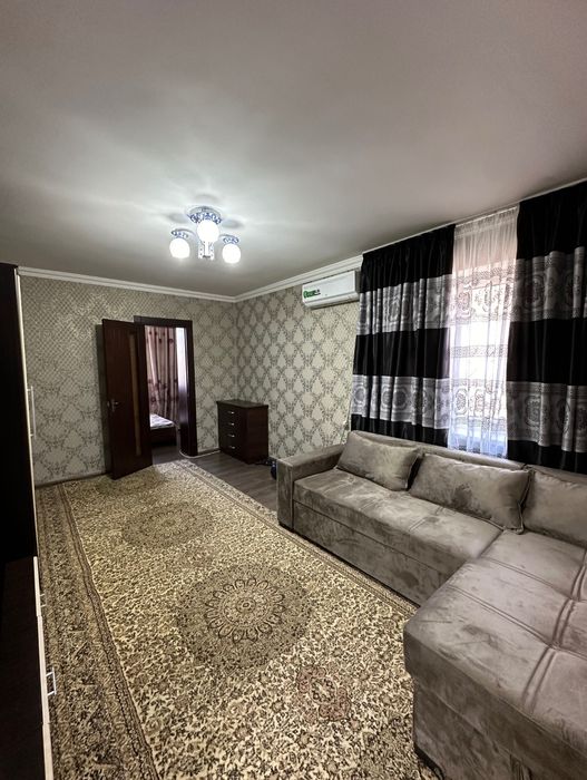 Ялангач Кв-1ком ( 187-190шкл) Академгородок. бывш Налоговая