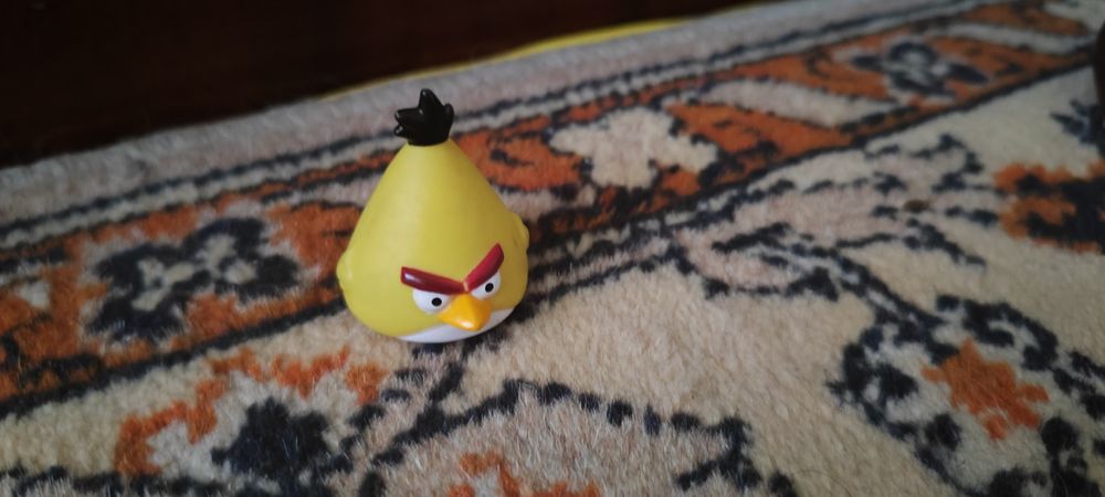 Angry birds резиновая фигурка чак