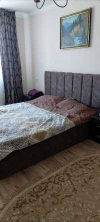 Двуспальная кровать, в Астане.