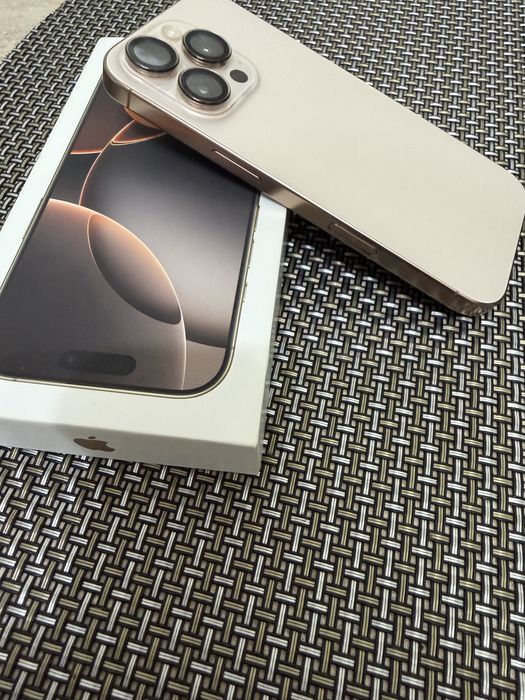 Iphone 16 Pro 256 gb Desert Titanium