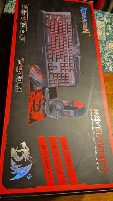 Casti si tastatura de gaming