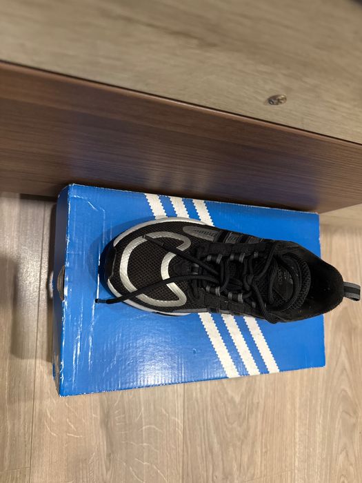 Обувки Adidas 36 номер