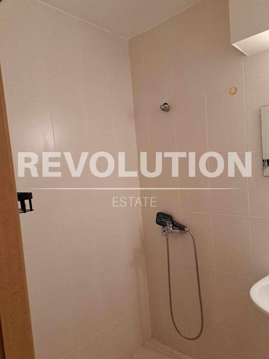 Дава се под наем Двустаен апартамент в Варна, Левски - 67 кв.м за 400 € - Снимка #9