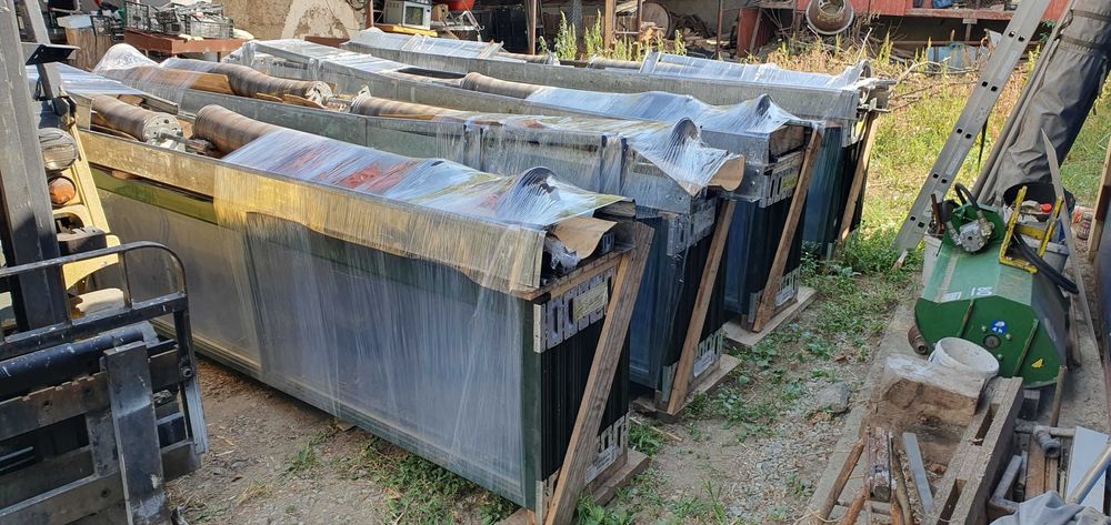 Vand porti,usi sectionale industriale 4x4m vitrate electrice HildTore.