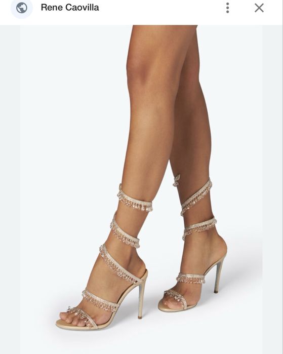 Високи обувки спирала с камъчета