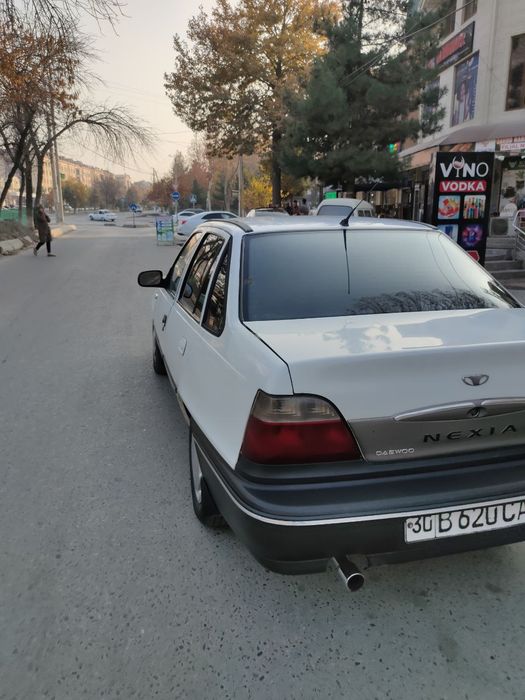 Nexia 1 daewoo sotiladi