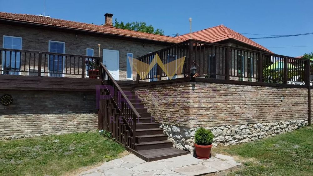 Къща в Варна, област-с.Баново площ 403 цена 385000