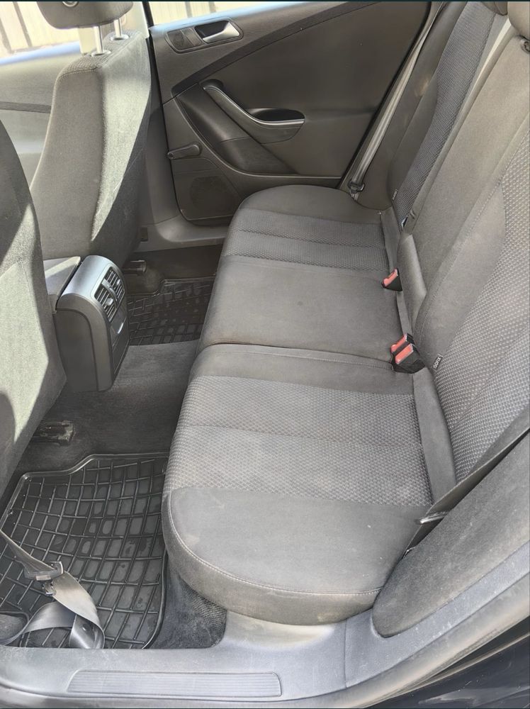 Vând Passat B6 Break