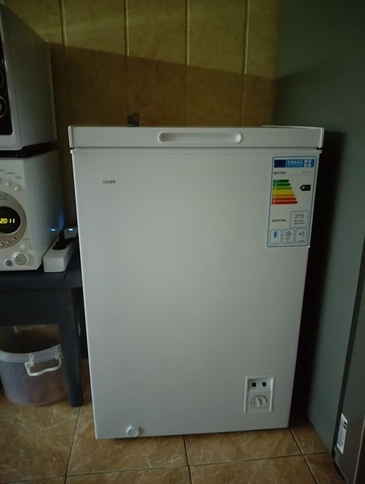 Продам морозильную камеру абсолютно новая...не пользовались