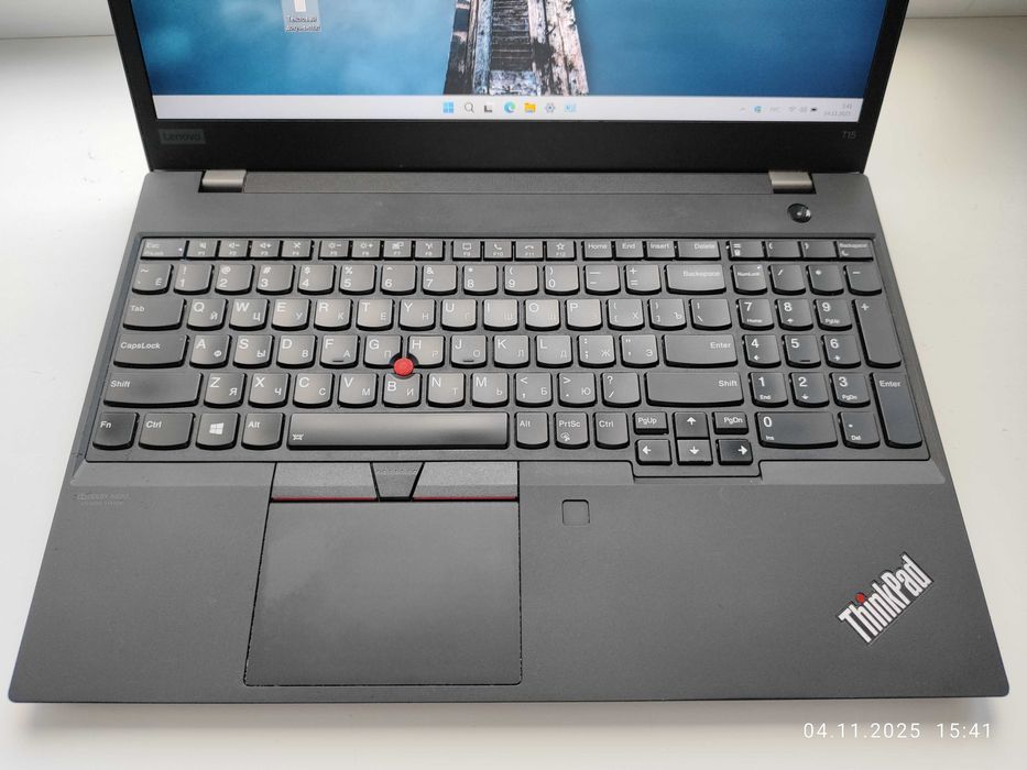 Lenovo ThinkPad T15 Gen2/i5-1135G7/8/256/IPS/FHD