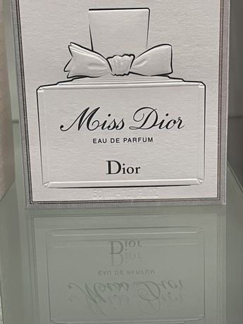 Продам духи оригинал Miss Dior