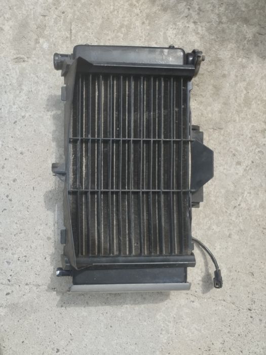 Radiator original complet pentru Yamaha Fz6