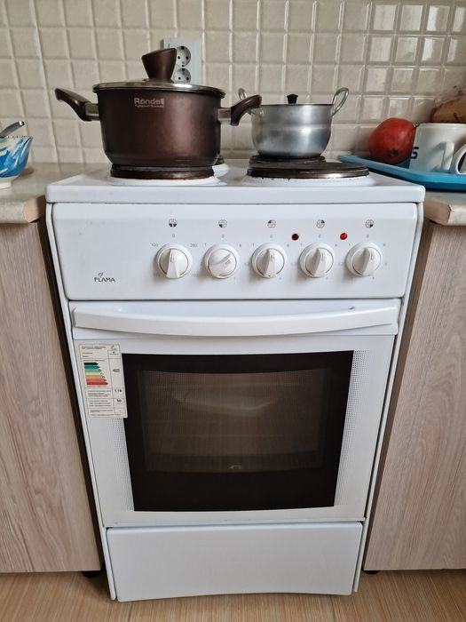 Электрическая плита Flama