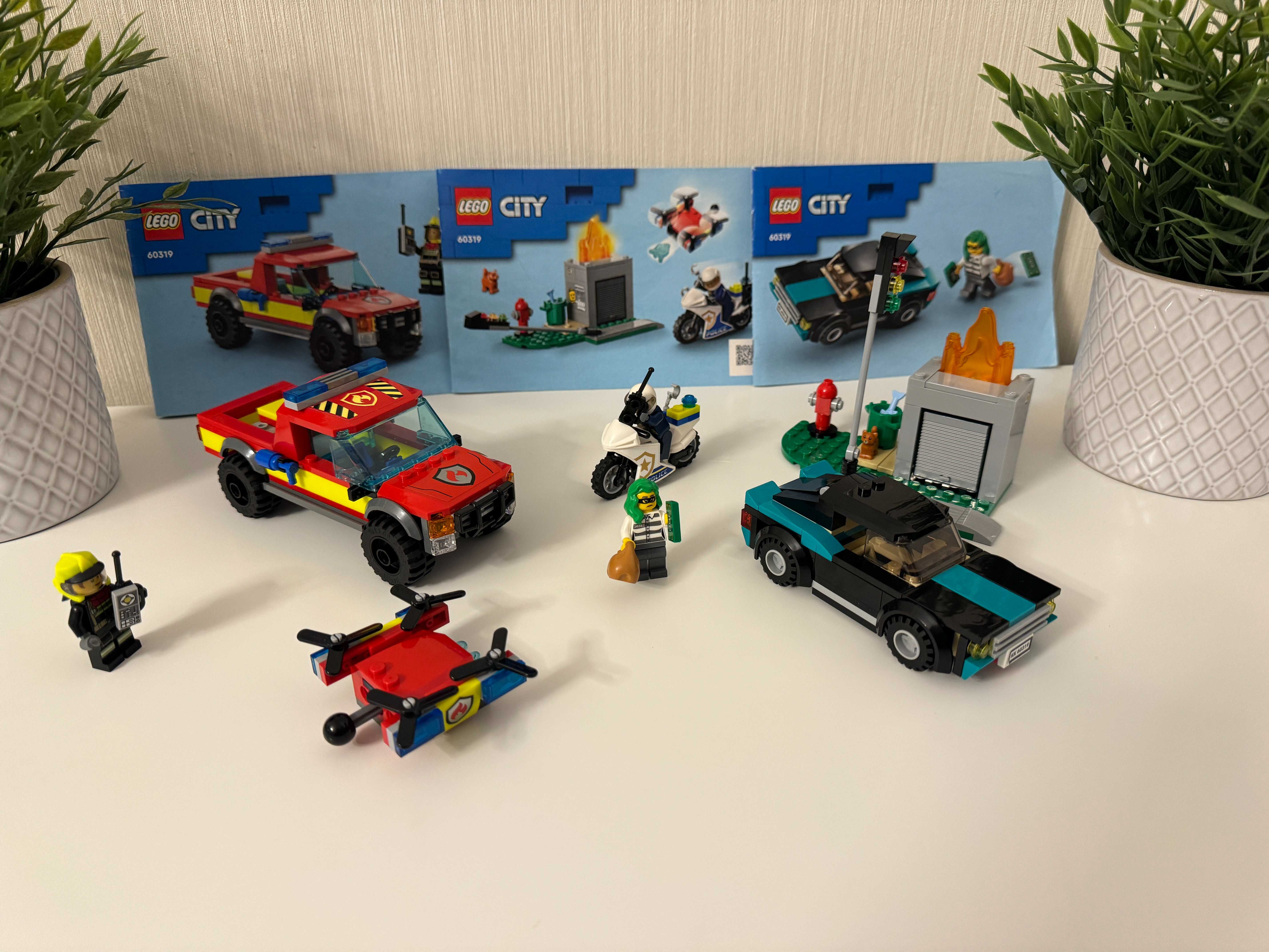 LEGO City - Stingere de incendiu si urmarire politista 60319