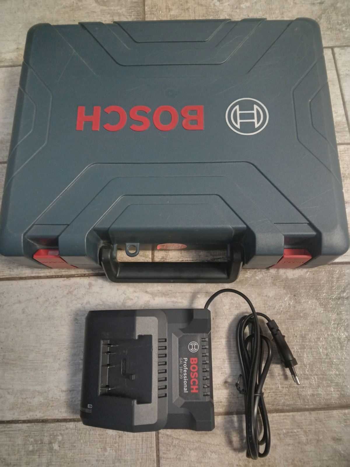 Продавам Bosch зарядно