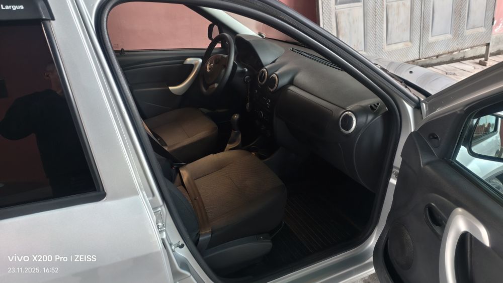 Ваз Lada Largus 2018 probeg 27000km