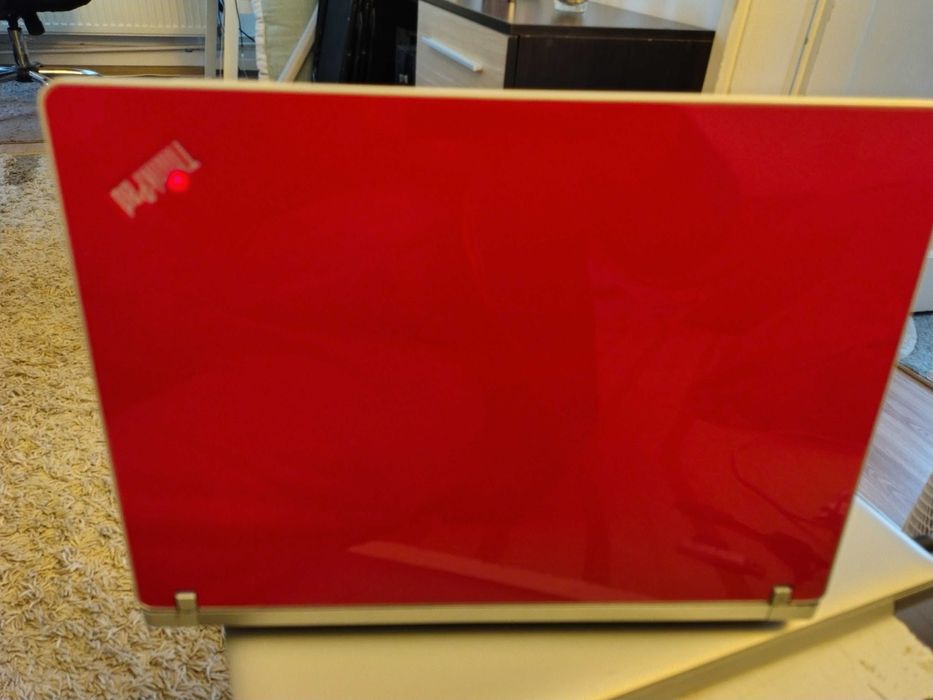 Laptop Lenovo AMD 4 gb ram 320 gb