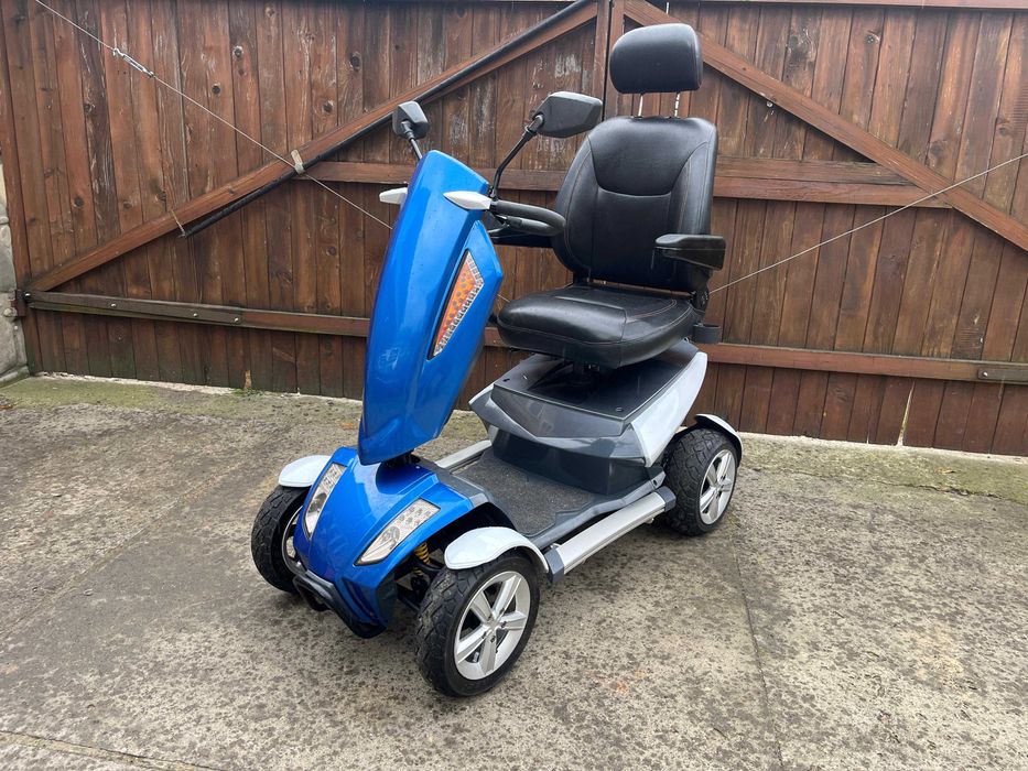 Scuter carut electric pentru persoane dizabilitati handicap batrani