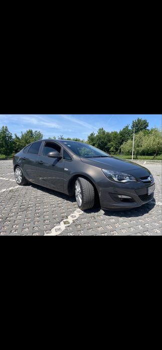 Opel Astra J 1.4 turbo