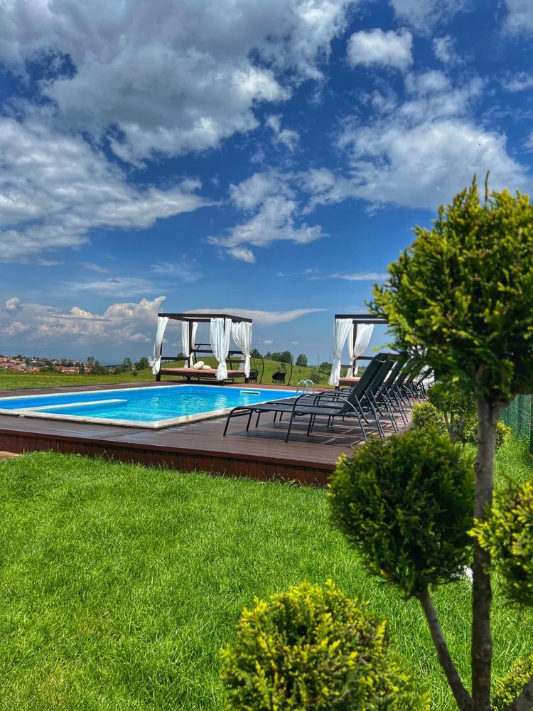 Cabană cu piscină încalzită.01-03 august libera