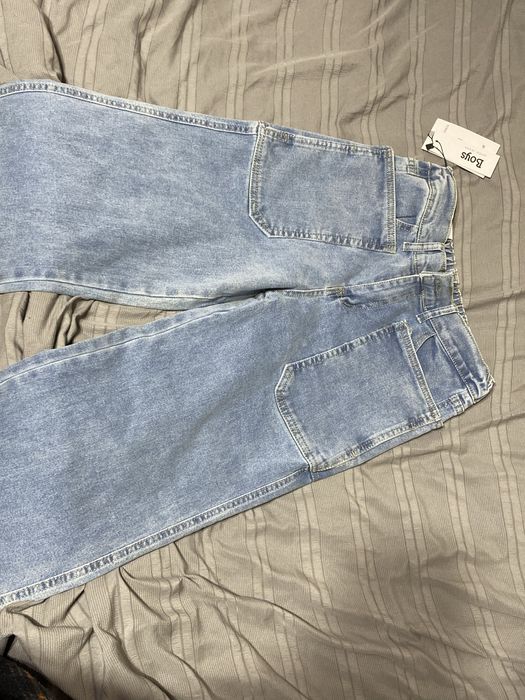 голубые джинсы для мальчка