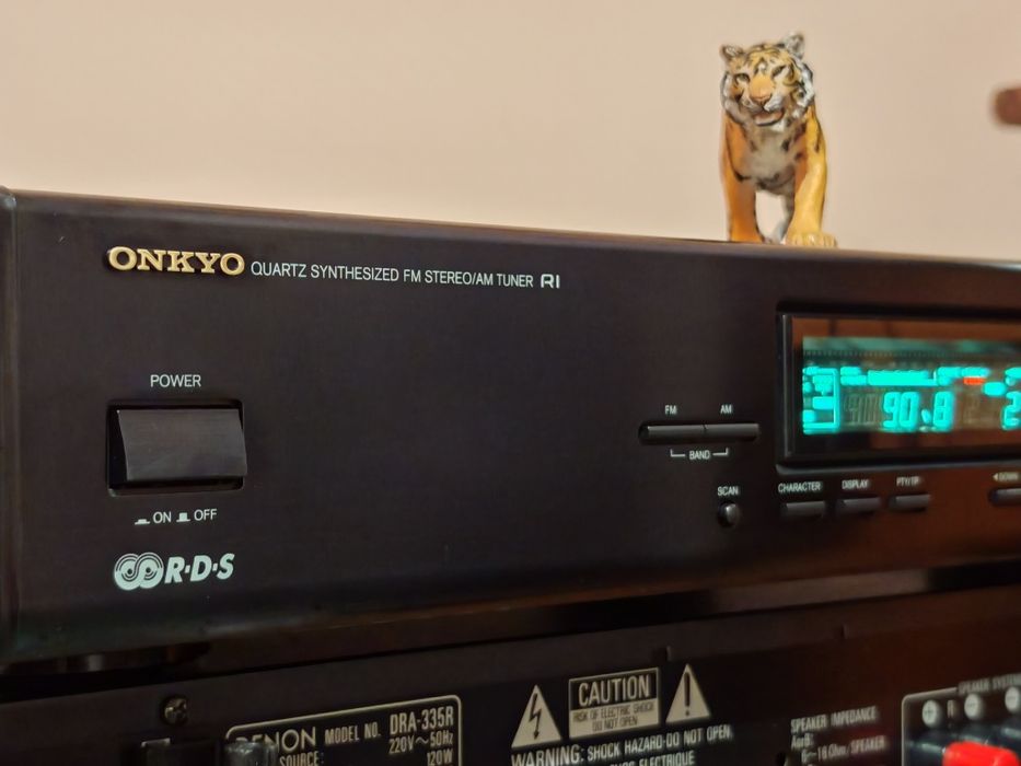 Onkyo T-4210RDS. Tuner top. Receptie de vis. Preț fix !