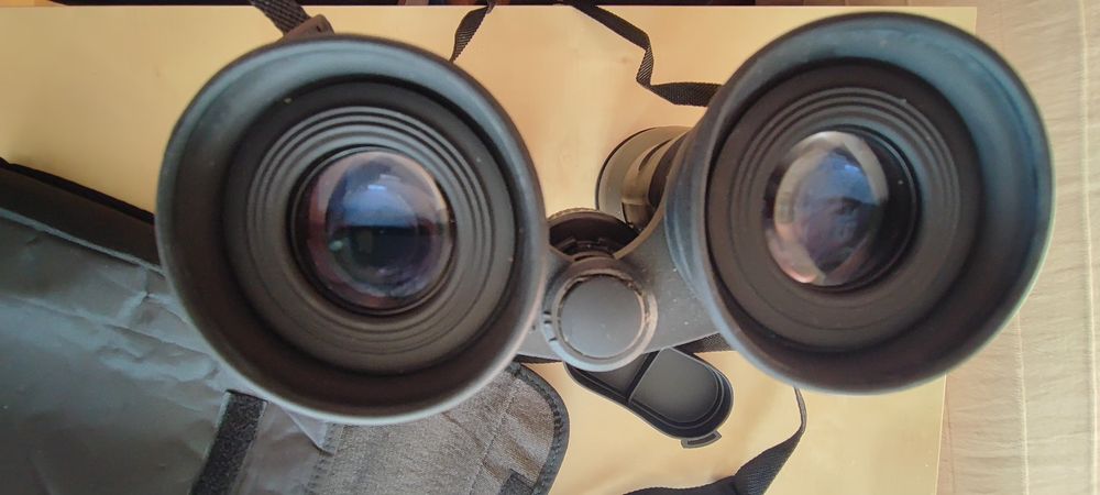 Бинокъл Celestron 25x70