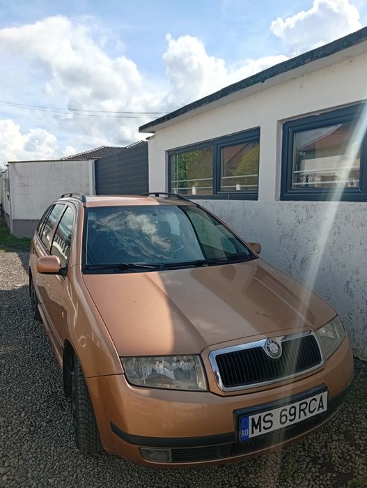 Skoda Fabia 1.4mpi aer conditionat