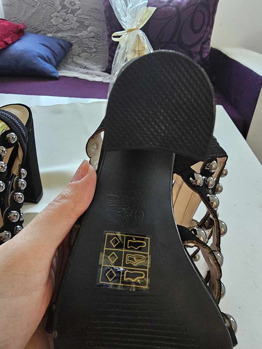 Sandale elegante cu toc, mărimea 37