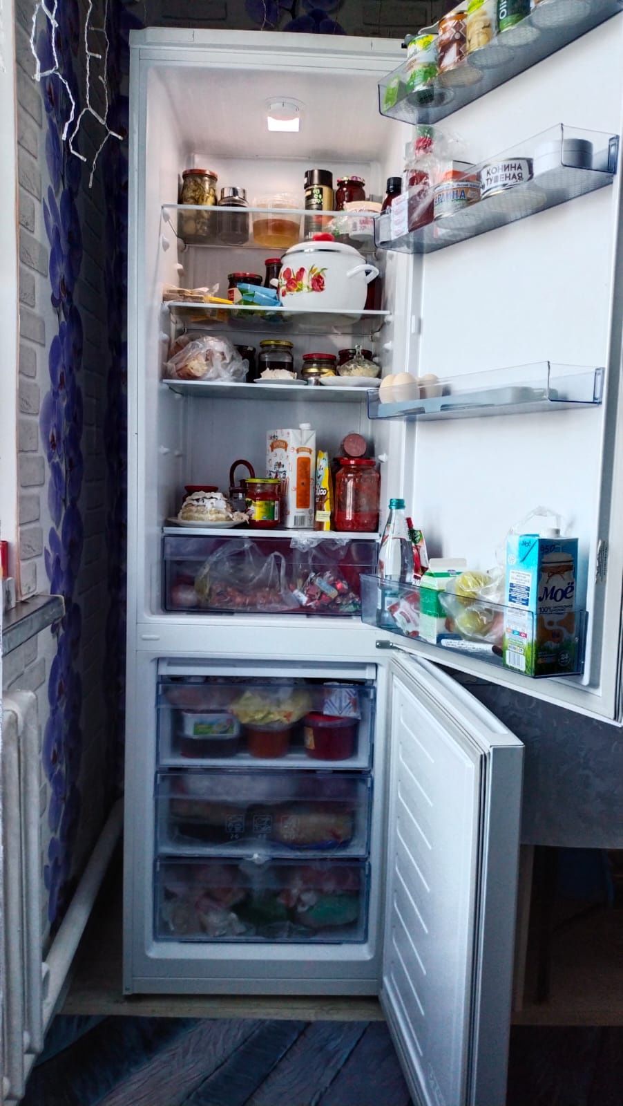 Продам  холодильник