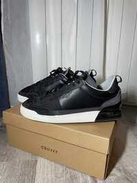 Обувки - Cruyff