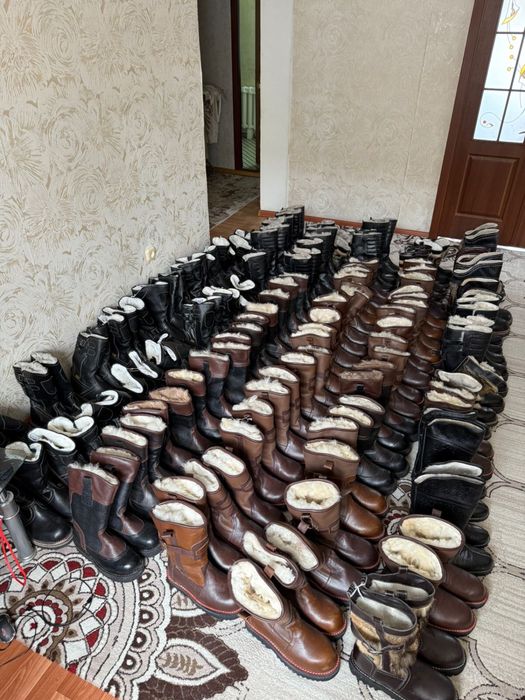Кожжаный Унты с Монгоий все размеры есть