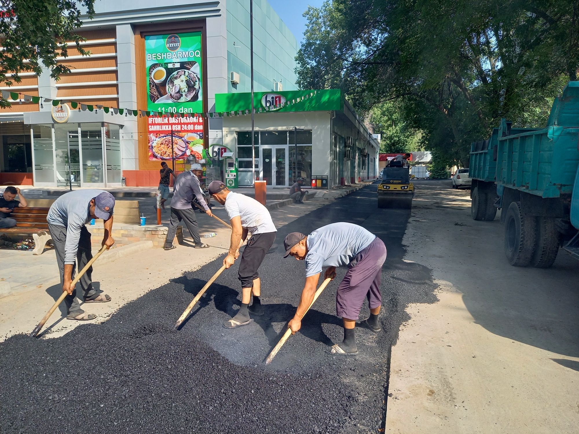 Asfalt xizmati Асфалт хизмати

Описание
Asfalt yotqizish xizmati arzon