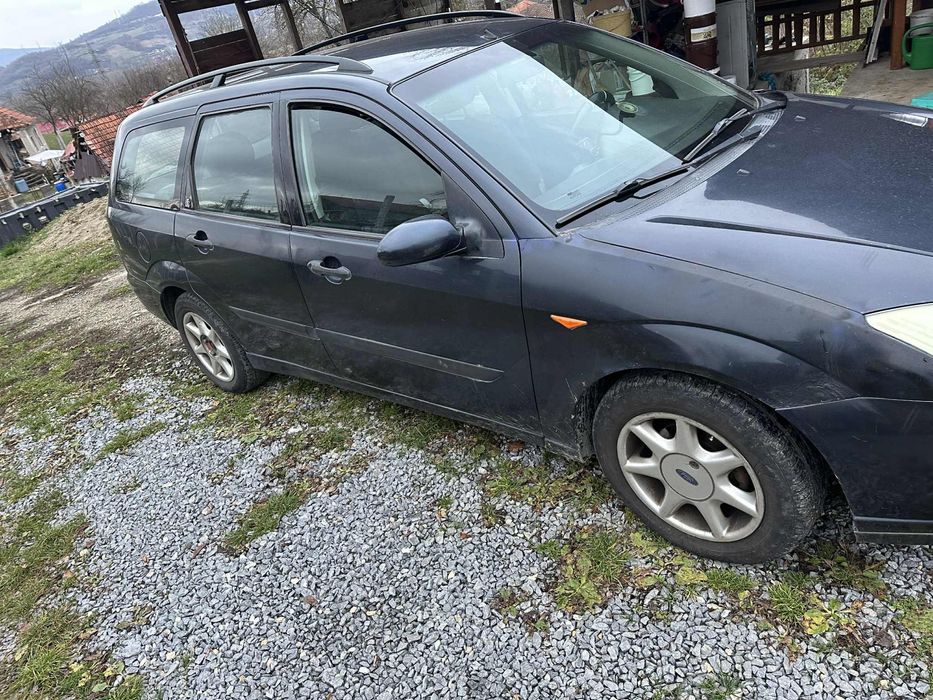 Ford Focus 1.6 benzina Zetec SE