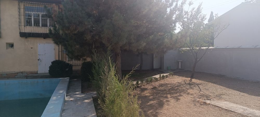 Продается дача в паркенте 10сот