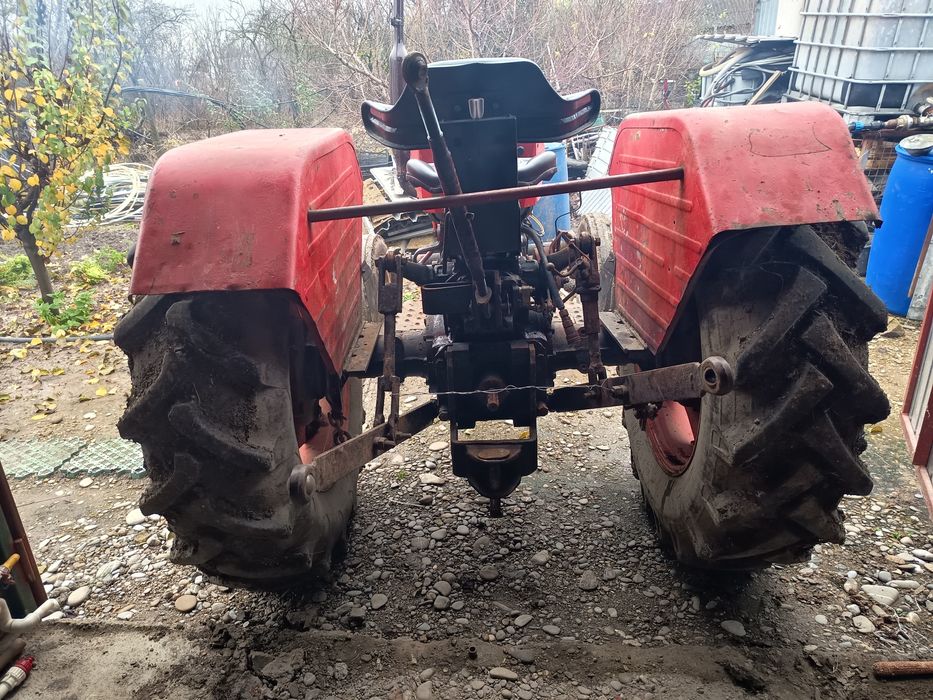 Vând tractor U445 – în stare excelentă, gata de lucru!