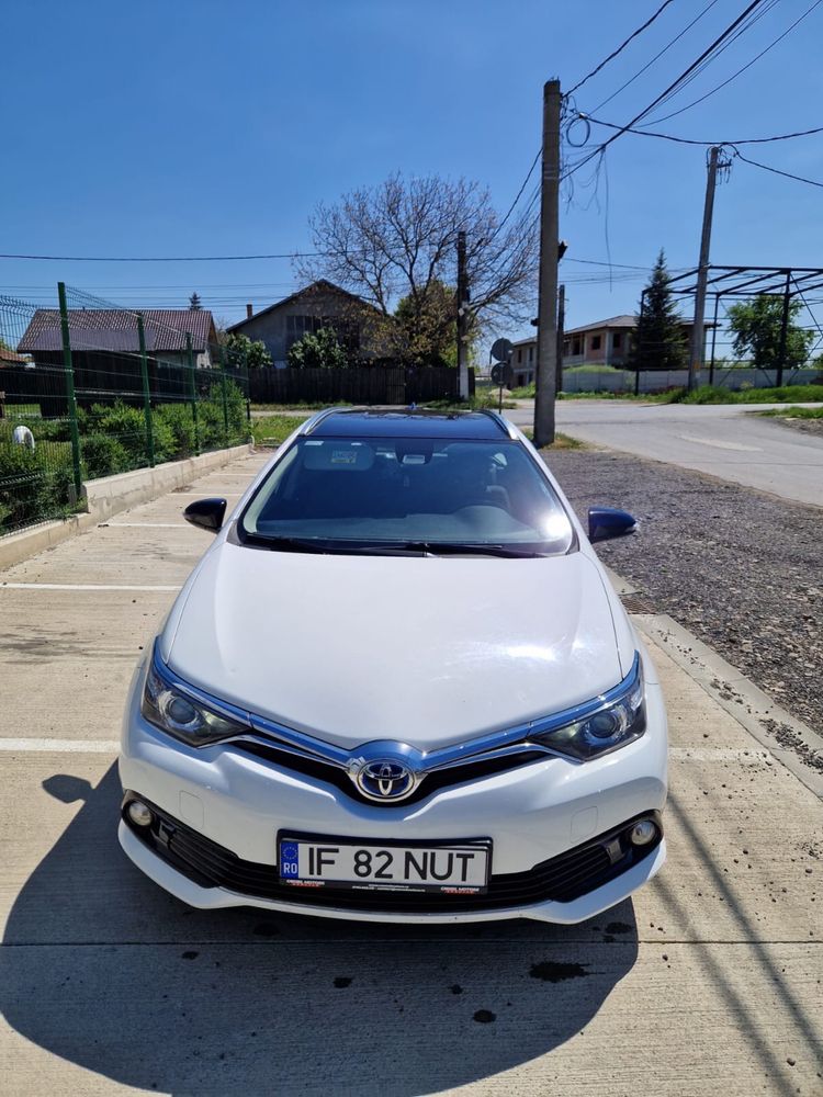 Vand toyota auris hybrid