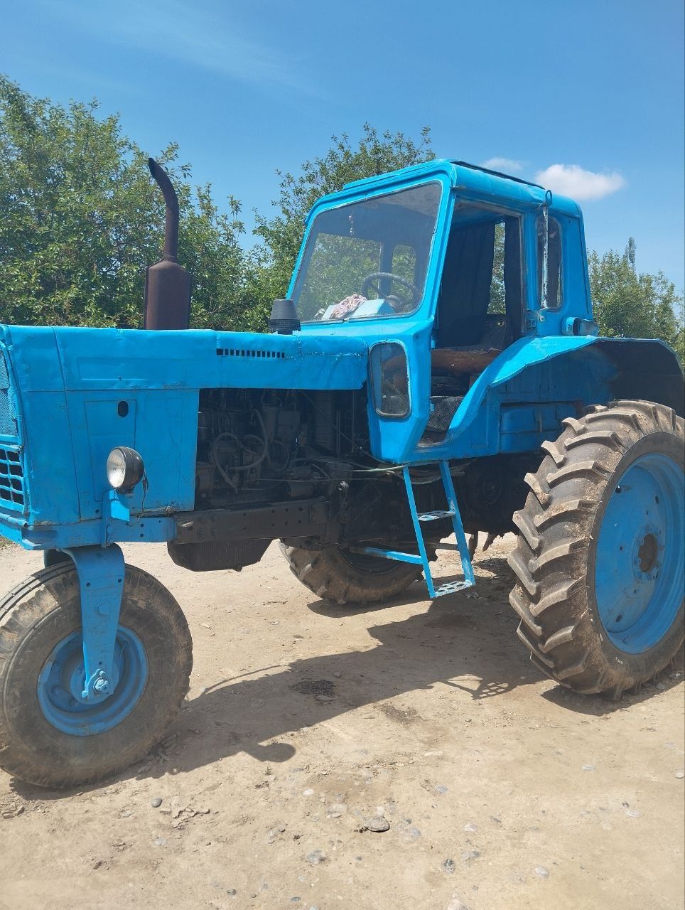 Продаётся трактор Беларусь